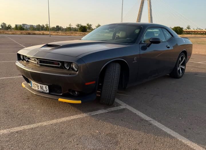 Challenger - Dodge Challenger R/T 5.7 HEMI V8 – 2019 | Nacional | 67.600 km
