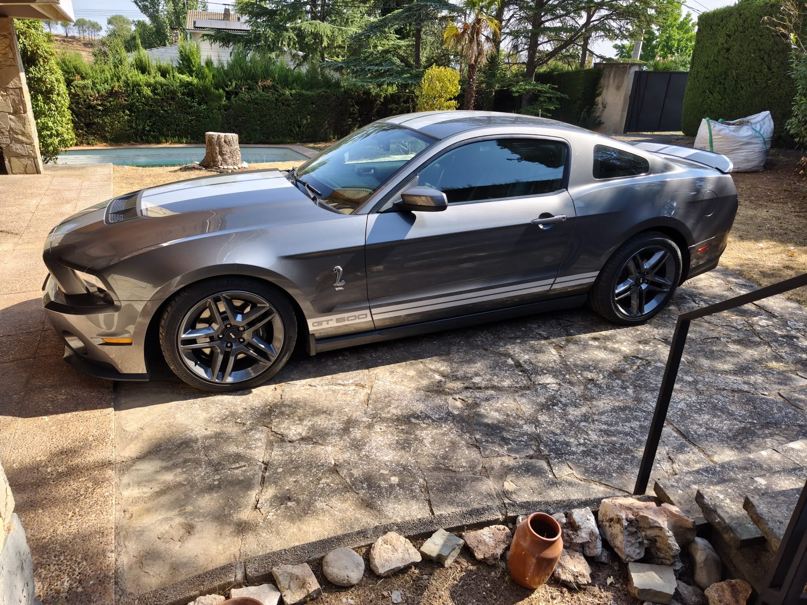Ford - Ford Mustang Shelby GT500 5.4 V8 Supercharged - Galería 2