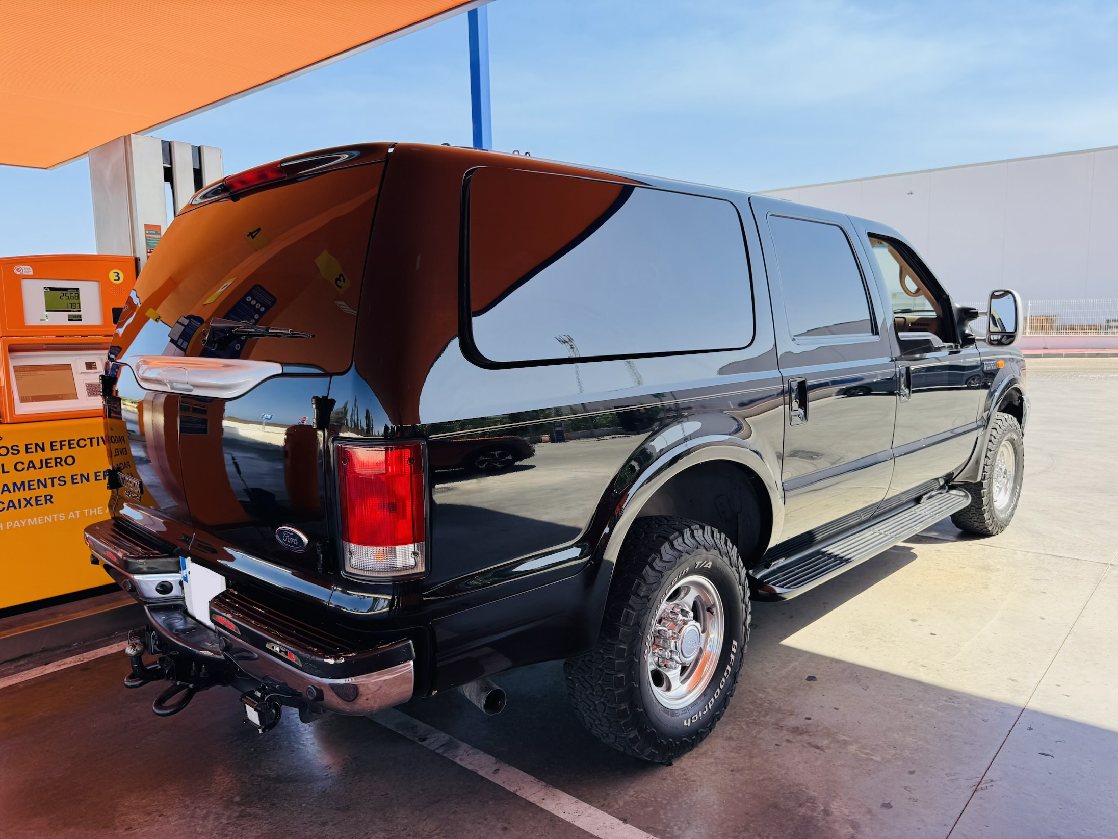 F250 - Ford Excursion