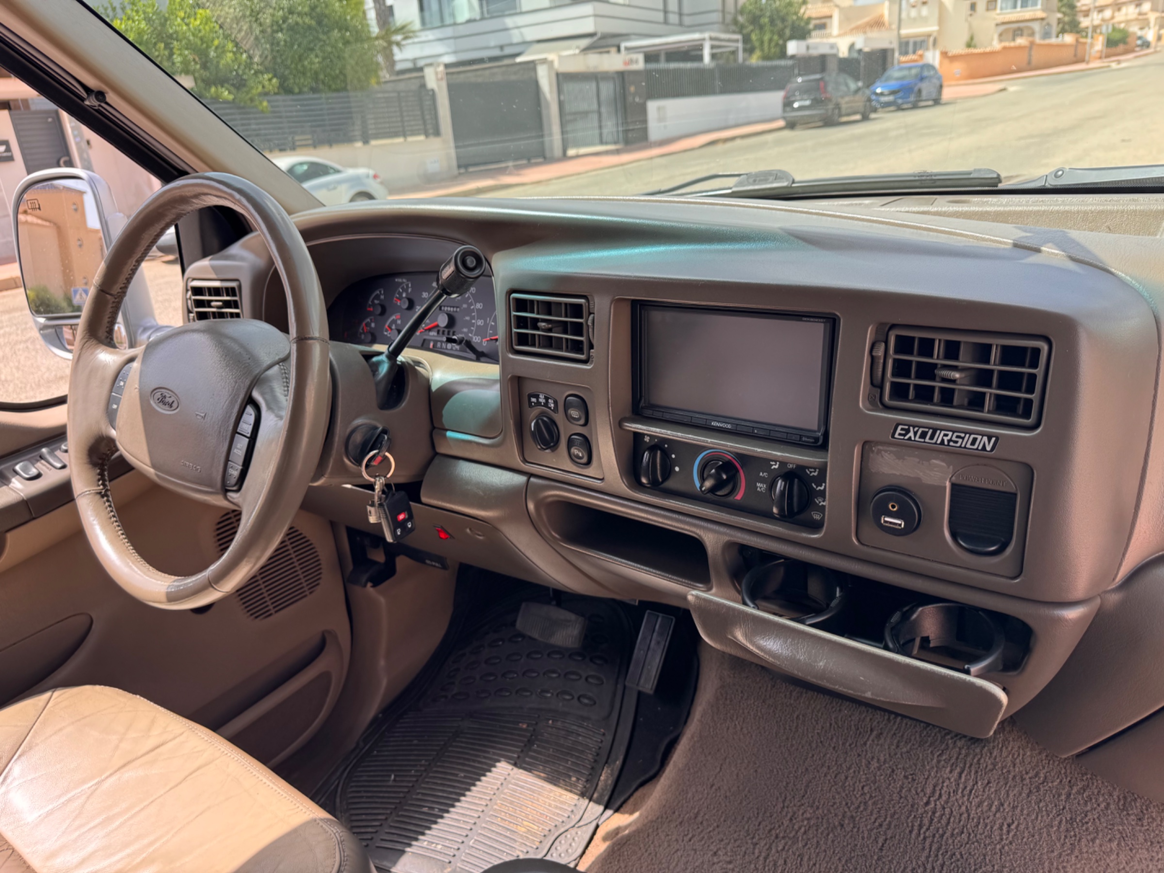 F250 - Ford Excursion - Galería 1