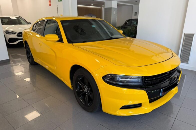 Charger - Dodge Charger SXT Plus 3.6 V6 2018