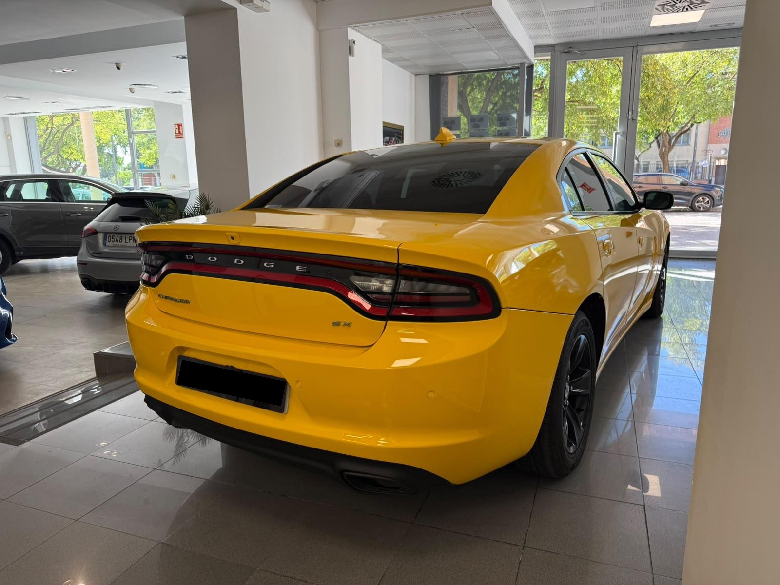 Charger - Dodge Charger SXT Plus 3.6 V6 2018 - Galería 3